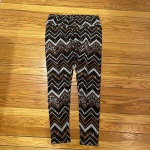 LulaRoe Tall and Curvy Chevron Leggings